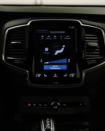 Volvo XC 90 cena 164999 przebieg: 170000, rok produkcji 2018 z Szczawnica małe 781